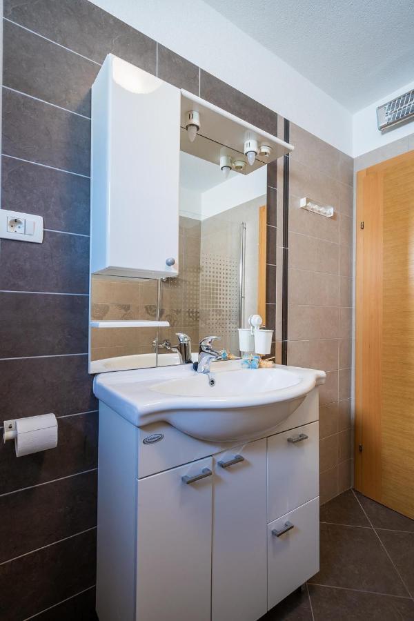 Downtown Apartment Helena Opatija Exterior photo